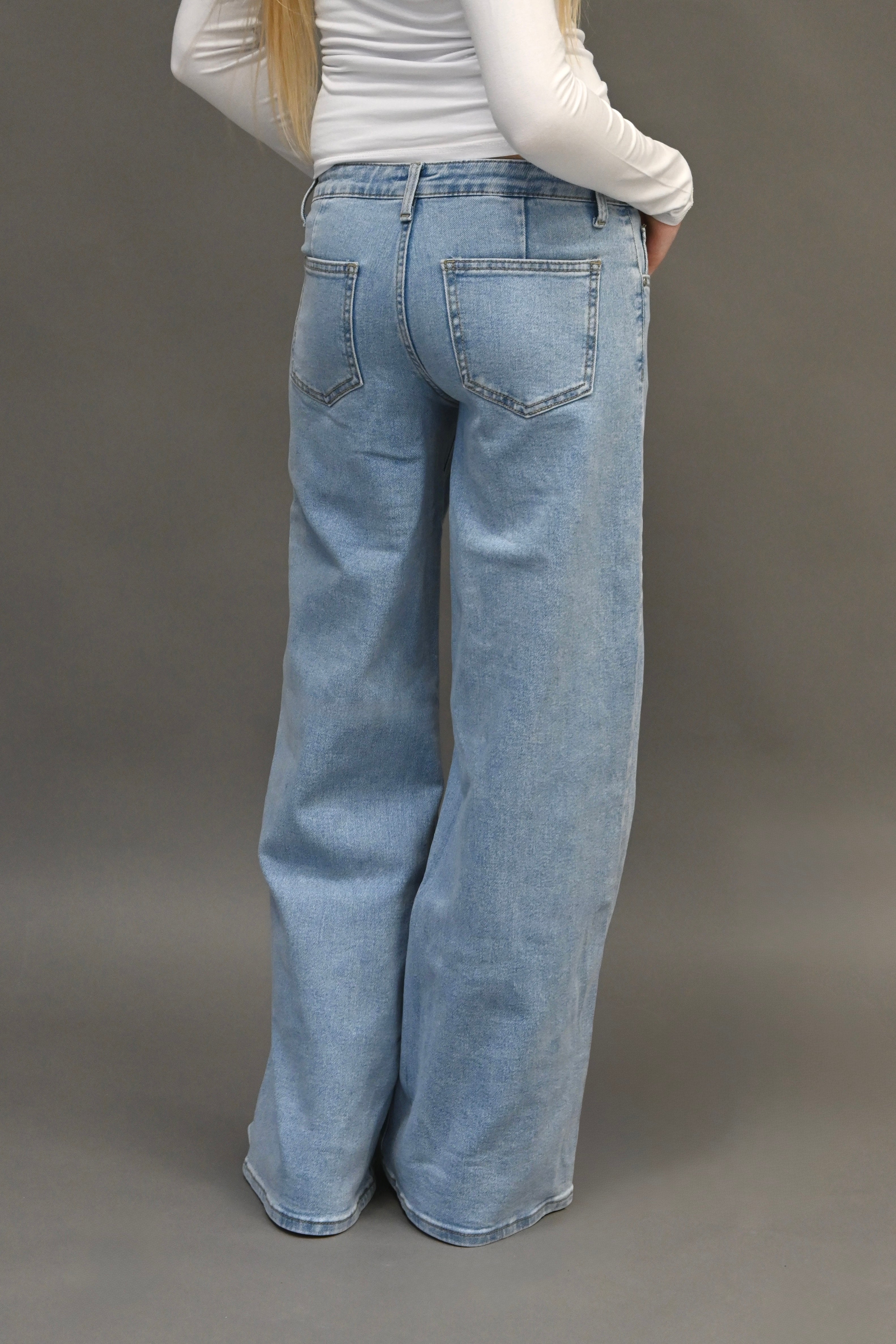 Celeste Wide-Leg Jeans